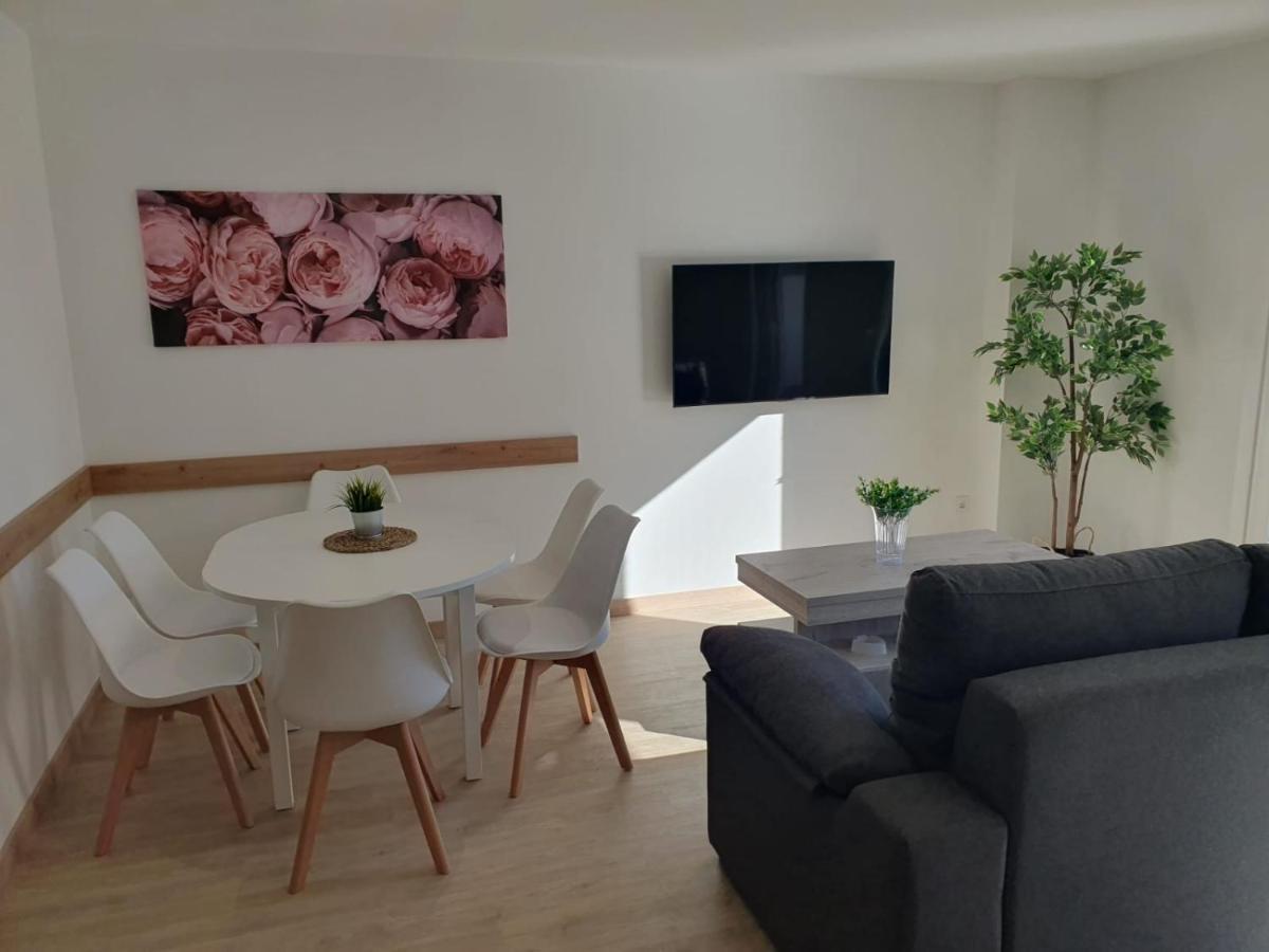 Apartamentos O Grove Centro Екстер'єр фото